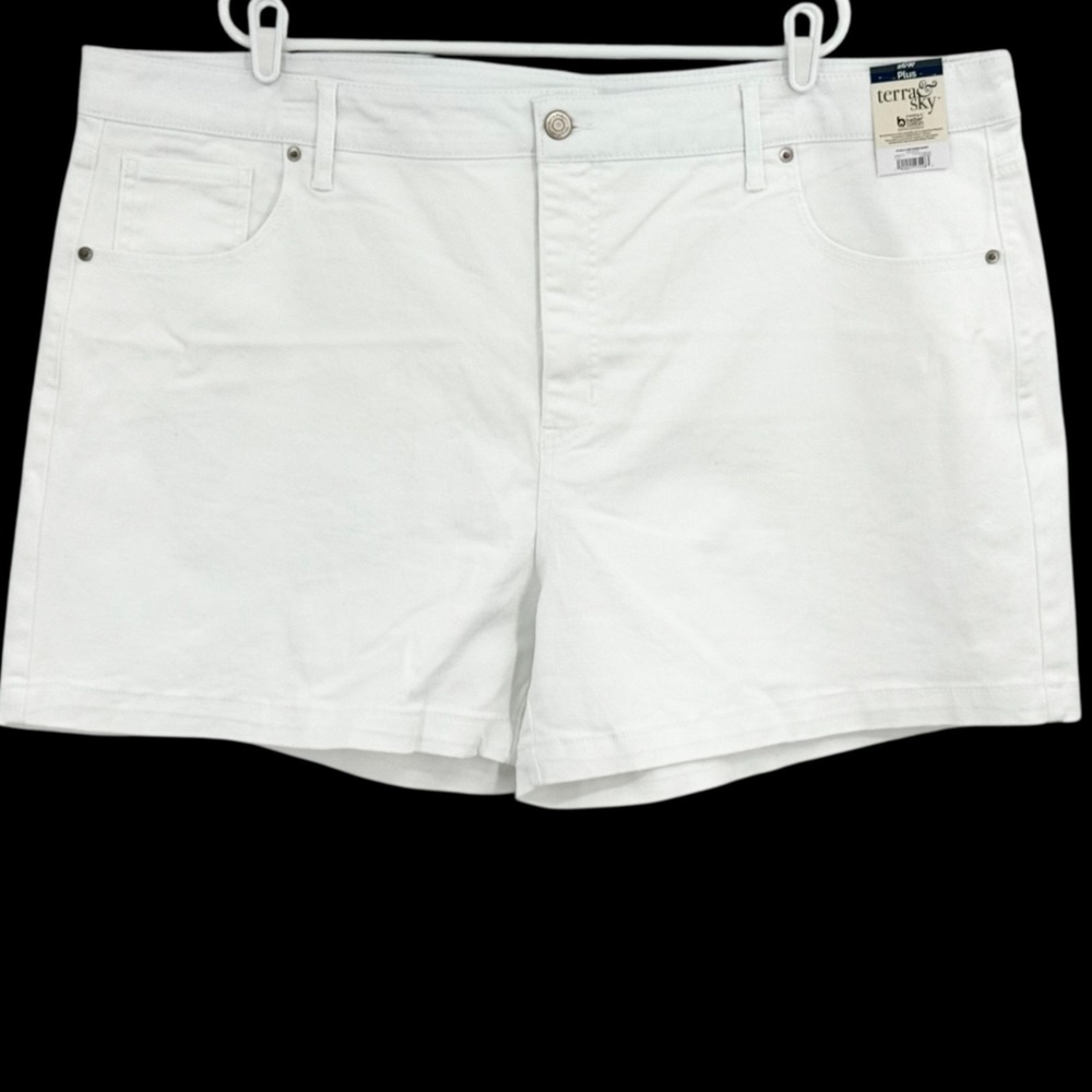 Terra & Sky Women's Vivid White Stretch A-Line Denim Shorts Plus Size 26W NWT
